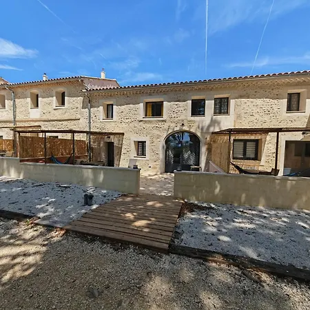 Вилла Domaine De La Tapie De Bouchet - En Camargue *